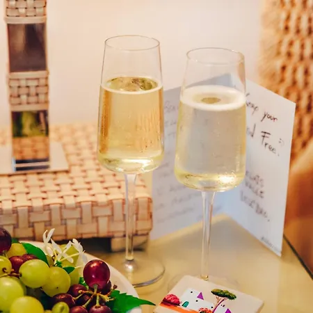Relais Valle Dell'idro - Rooftop & Sea View, אוטרנטו