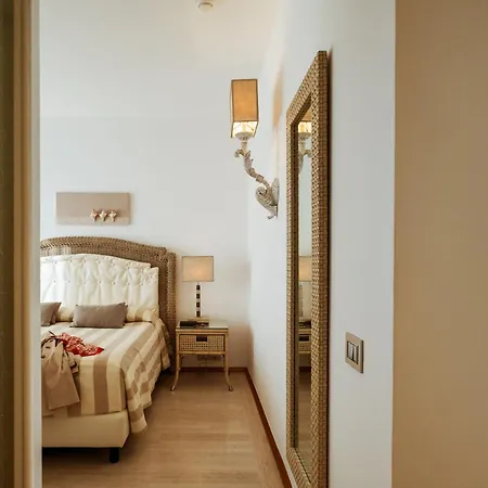 Relais Valle Dell'idro - Rooftop & Sea View, 4* אוטרנטו