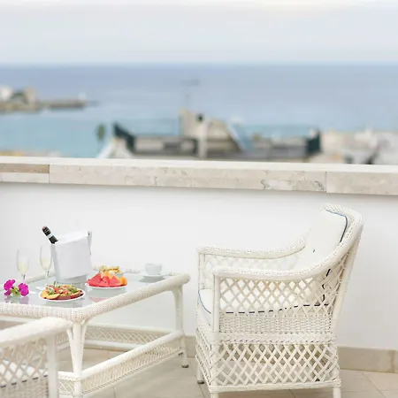 מלון Relais Valle Dell'idro - Rooftop & Sea View,