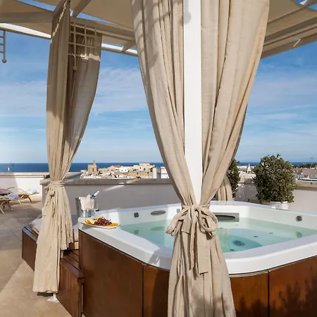 מלון Relais Valle Dell'idro - Rooftop & Sea View, אוטרנטו
