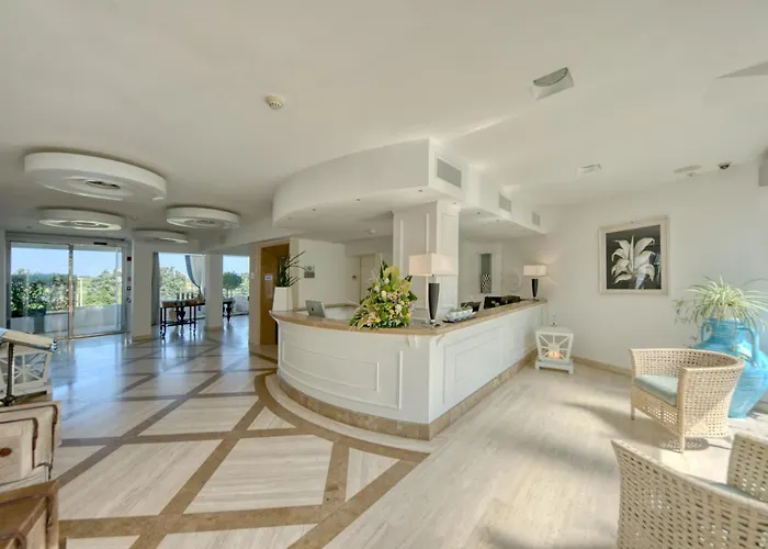 מלון Relais Valle Dell'idro אוטרנטו