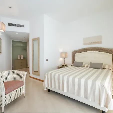 Relais Valle Dell'idro - Rooftop & Sea View,