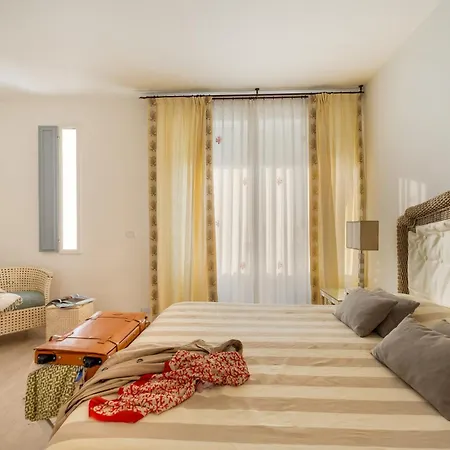 Relais Valle Dell'idro - Rooftop & Sea View, Hotel