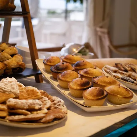 Relais Valle Dell'idro Hotel 4*