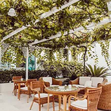 Hotel Relais Valle Dell'idro - Rooftop & Sea View, Otranto